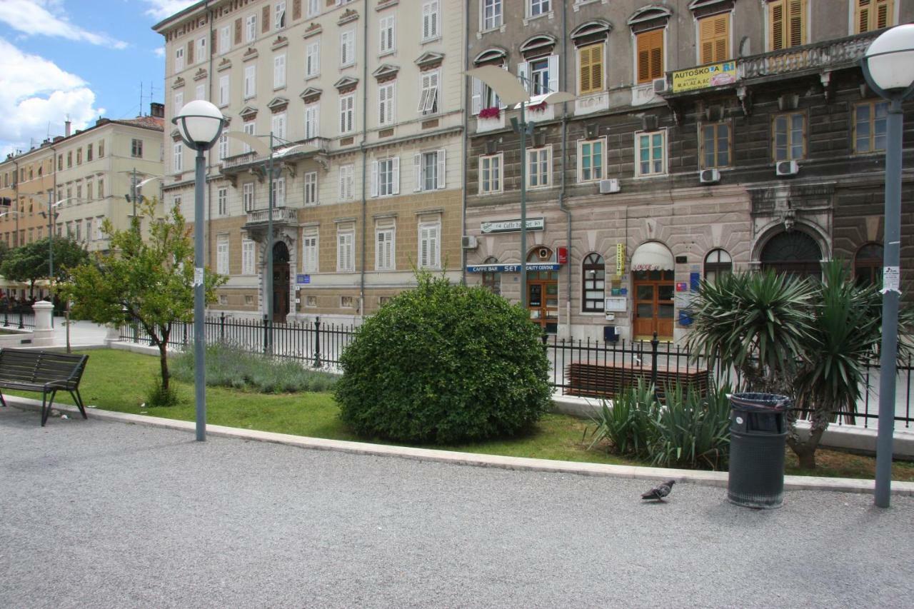 Apartment In City Center Rijeka Extérieur photo